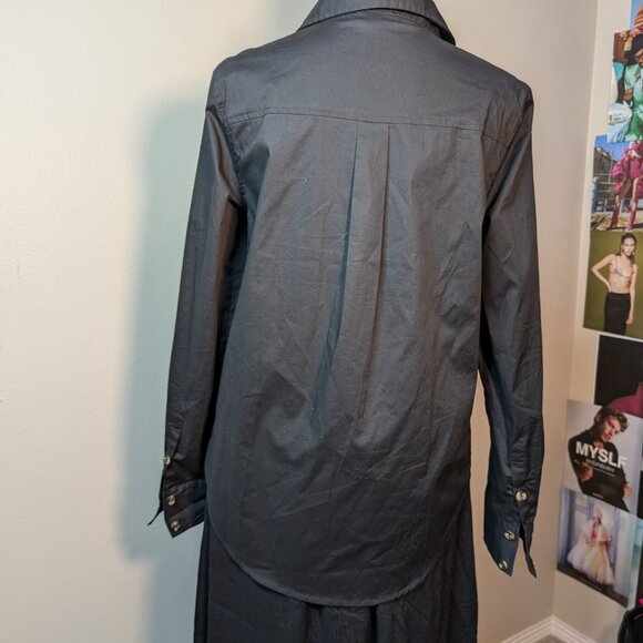 Universal Standard Button down Top - Picture 2 of 7